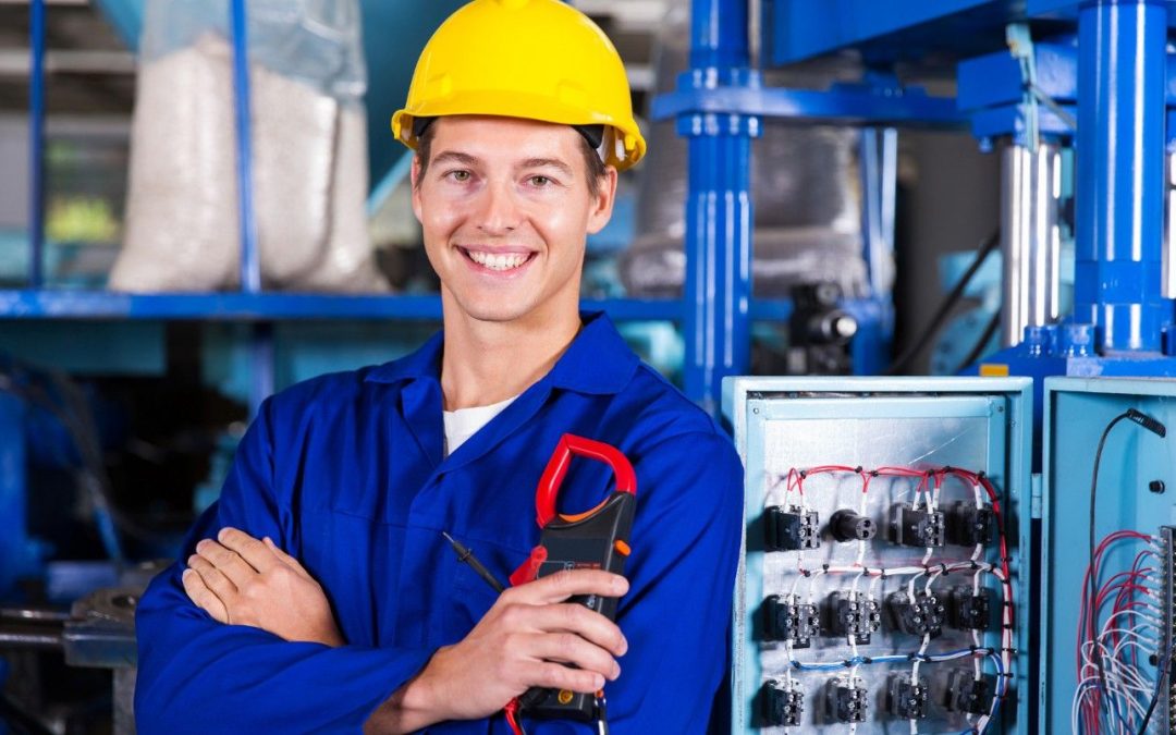 Choosing the Right Commercial Electrician: 10 Things to Look For